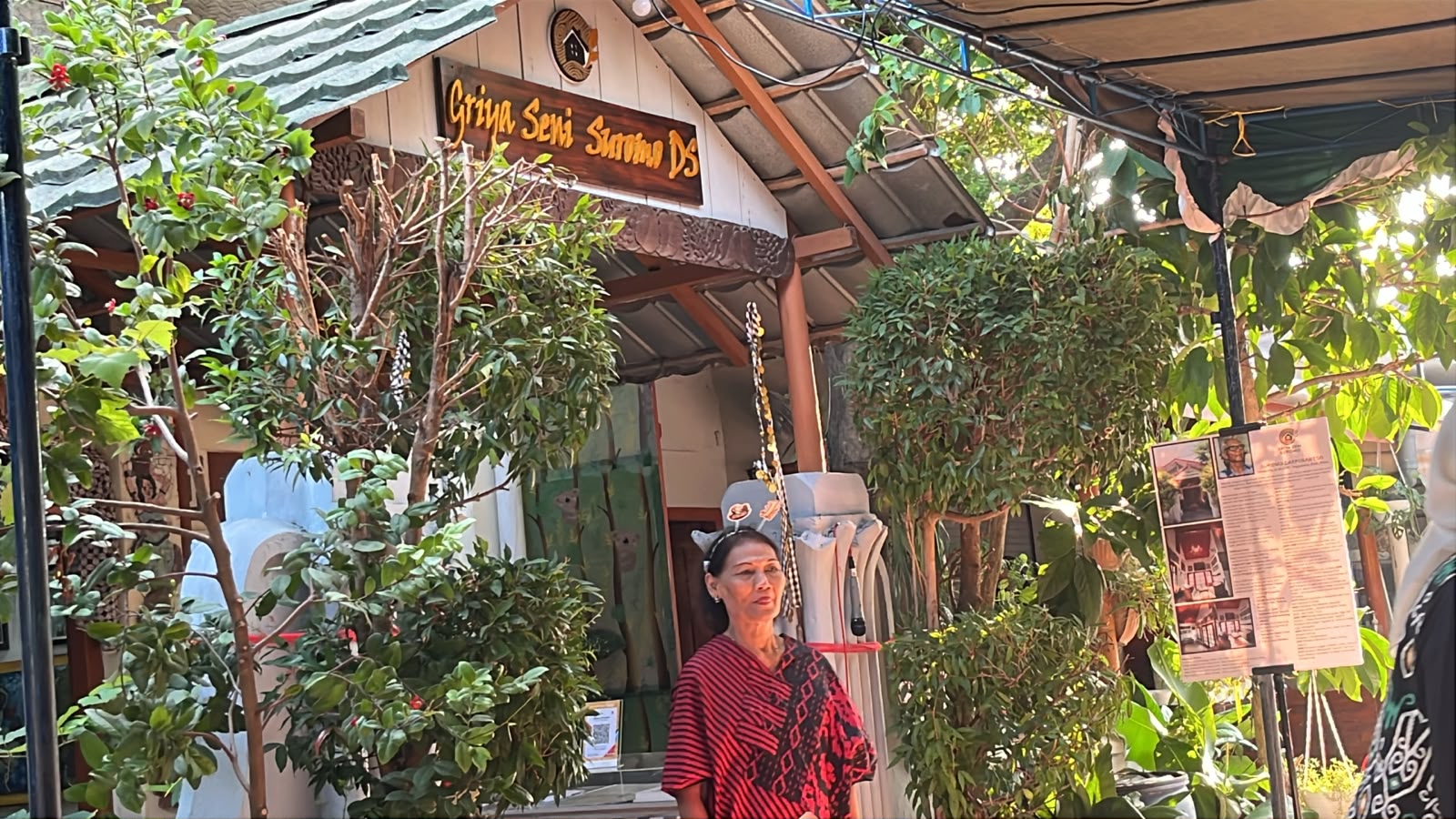 Apikri Attends First Anniversary of Griya Seni Suromo to Honor Co-Founder's Legacy