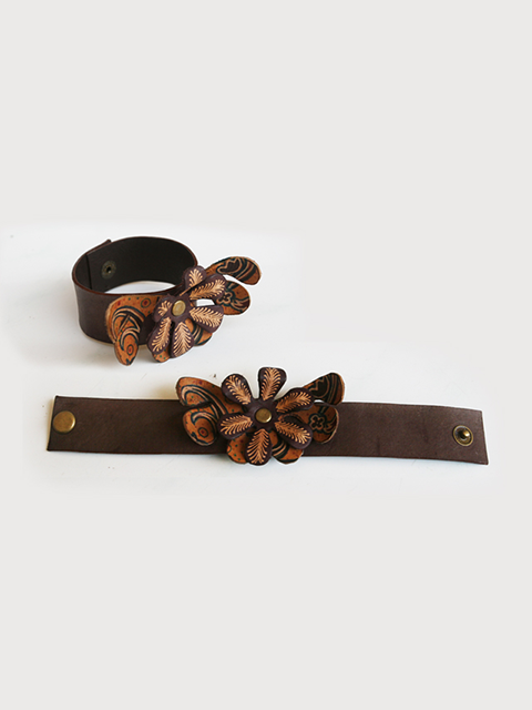 flower-leather-bracelet