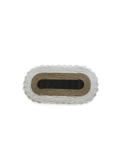 knit-runner-oval-shape-white-natural-and-black